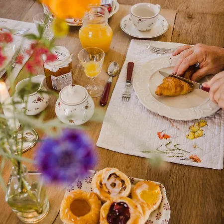 Hullebrug Bed & Breakfast 4*